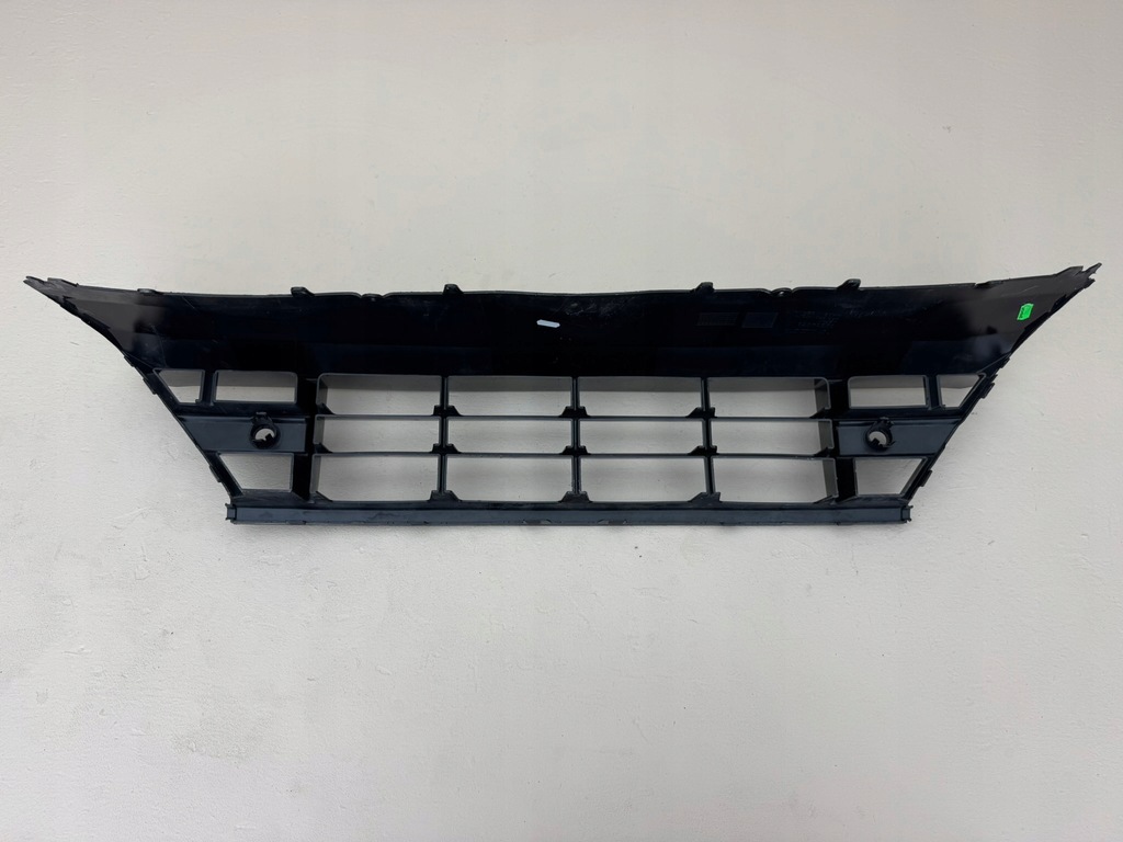 фото №12, Volvo xc60 2 ii lift 21r- решітка середня бампера перед 32234959