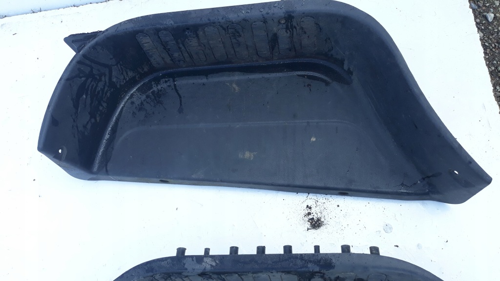 фото №3, Подножка порог правый master iii