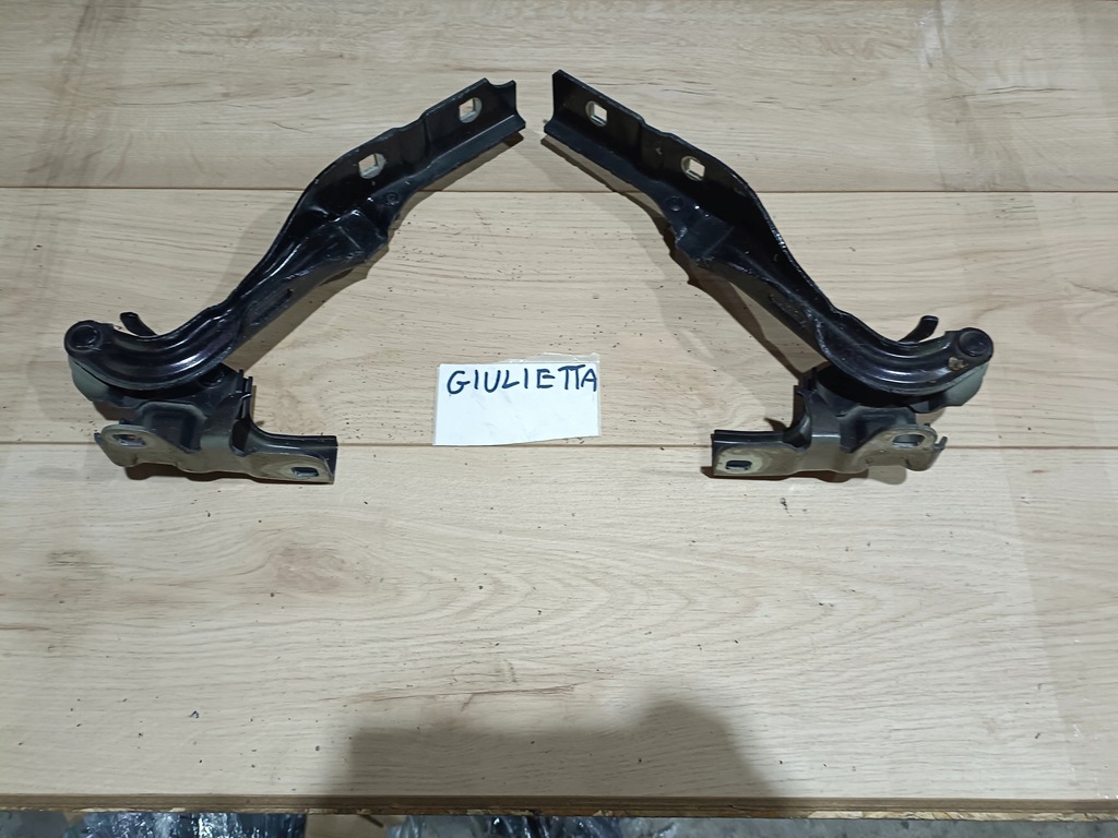 фото №1, Петлі капот лівий правий alfa romeo giulietta 2011 rok