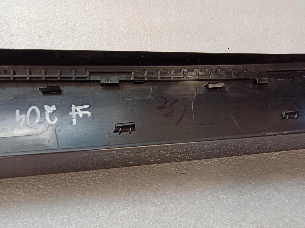 фото №6, Молдинг стійка скло land range rover defender 2020- n8b2-025a52-bbw