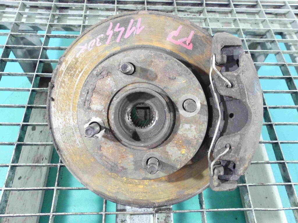 фото №1, Поворотний кулак права ступиця перед 1.7 16v ford puma i