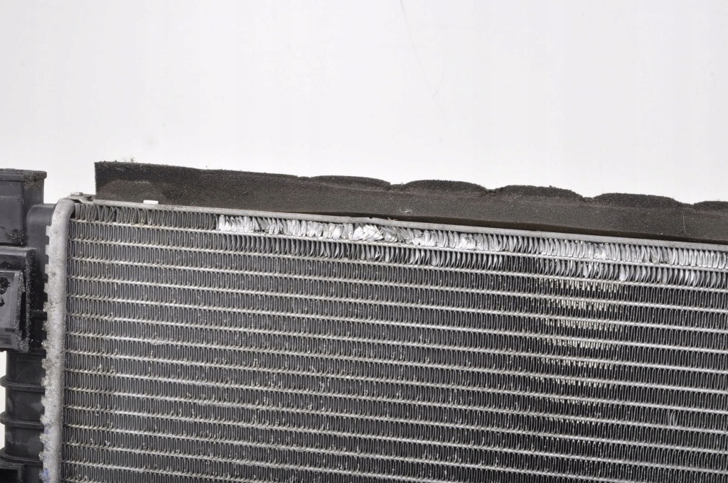 Volvo s60 2 v60 2.0 d4 190km радиатор воды 15-18 Недорого