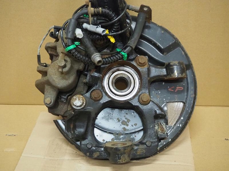 фото №4, Поворотный кулак суппорт левый перед range sport l320