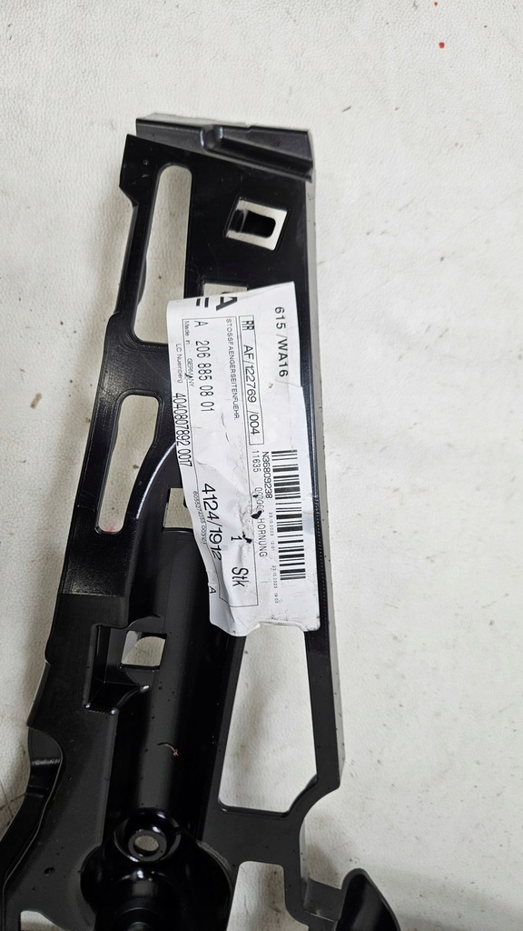 фото №6, Merceses c klasa w206 напрямна бампер передній l+p