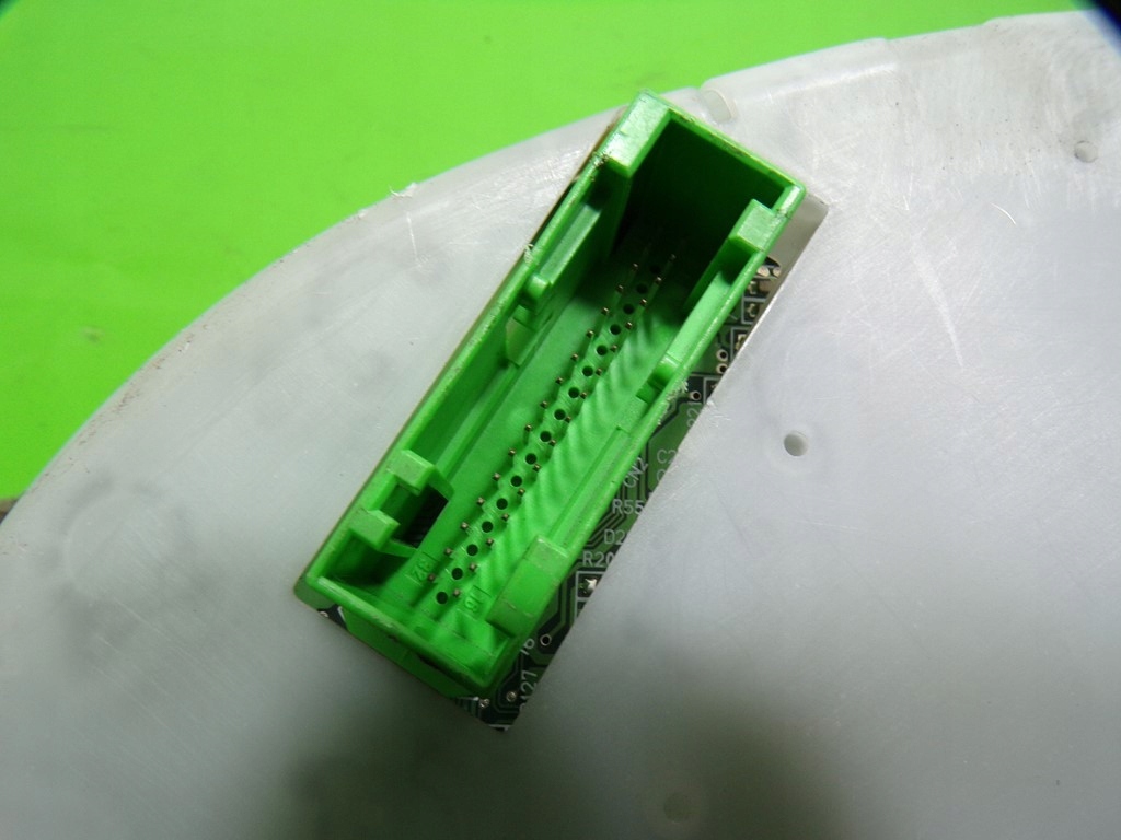 Audi a4 b5 счетчик zeagry спидометр 8d0919910e с Разборки