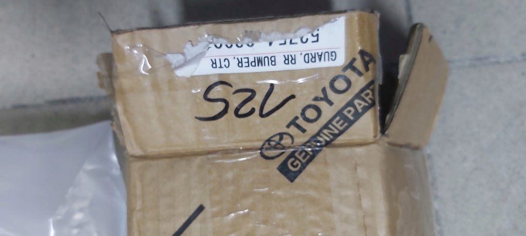 фото №10, Молдинг бампера задняя toyota corolla e21 kombi 19- 52754-02090 nowa