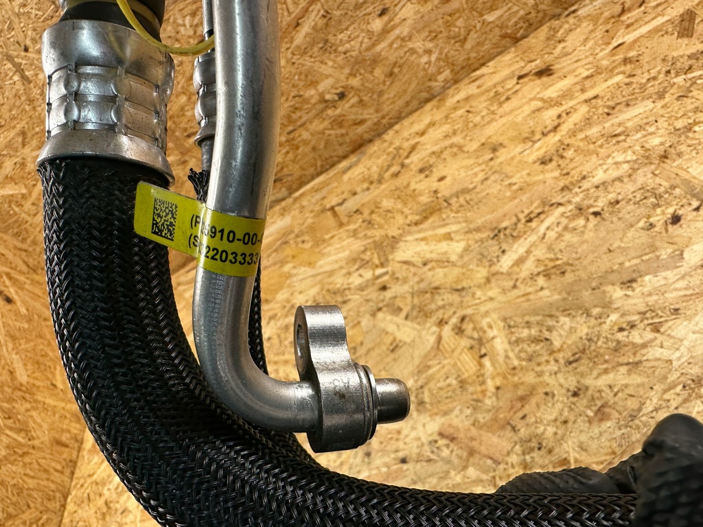 фото №10, Wąż шланг труба кондиціонера tesla model y 1625910-00-c 2020-