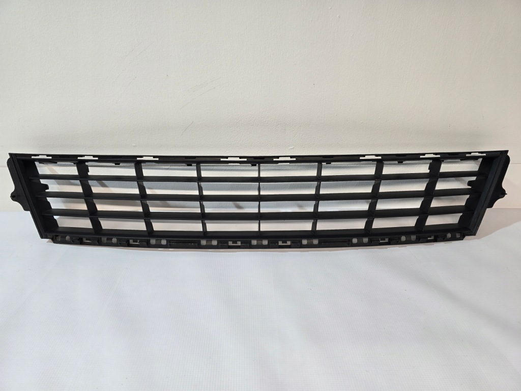 Купить Решётка  решётка вентиляционная решётка радиатора бампера нижняя renault clio 3 09 - 12