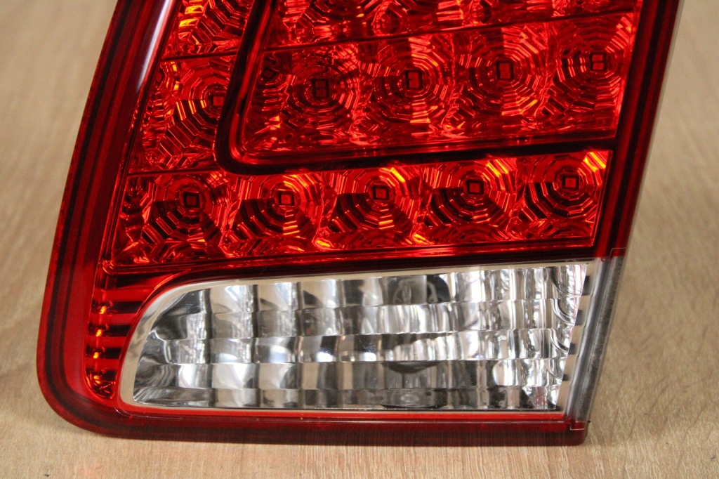 фото №3, Лампа кришки правий задня led kia sorento ii