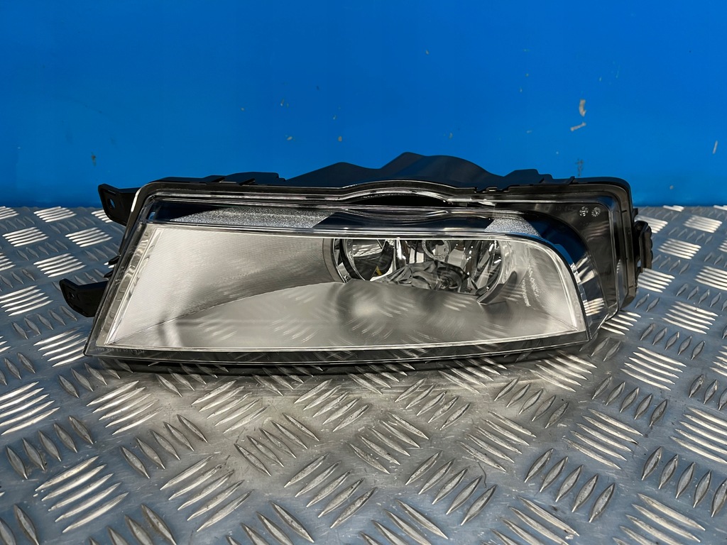 фото №1, Skoda octavia iii протитуманна фара правий перед 5e0941700