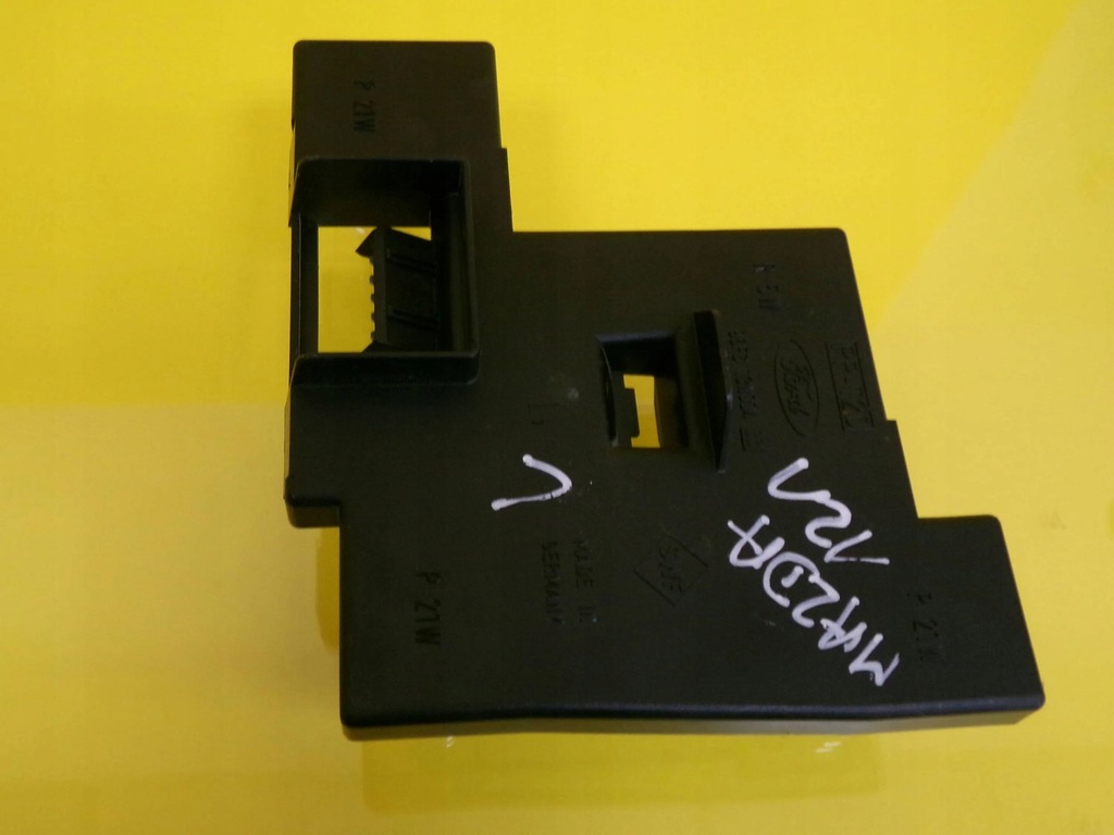 фото №6, Вкладиш лампи лівий задня mazda 121 96fg13n004 nr814