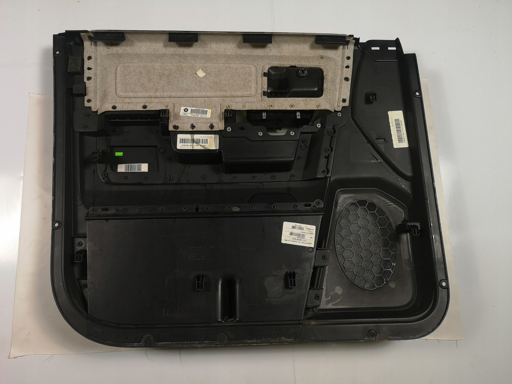 фото №6, Обшивка двері перед правий dodge ram sport 2009-2013