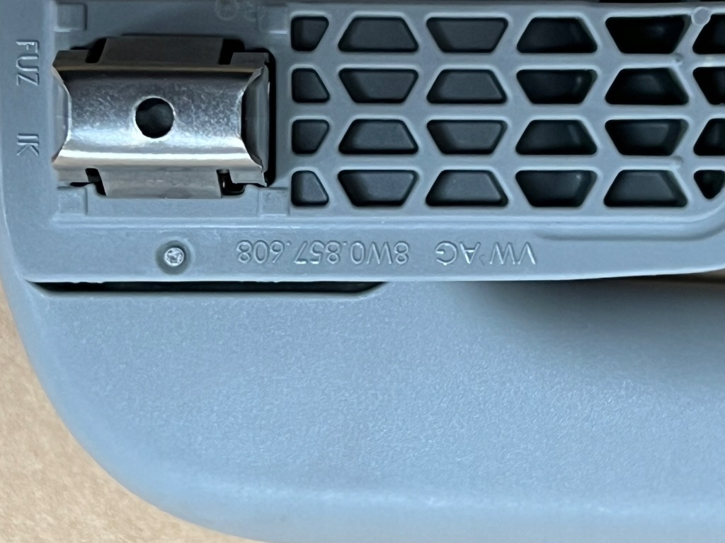 фото №3, Audi a4 a5 8w ручка стельовий 8w0857608