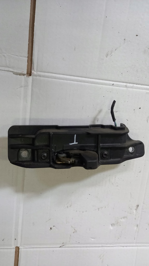 фото №1, Замок крышки citroen c2 1.4b 05r