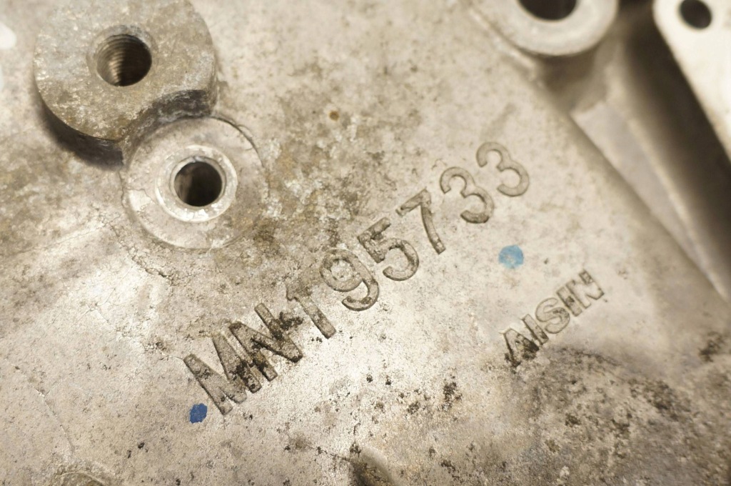 Корпус распределительного вала mitsubishi colt 1.3 mn195733 в Украине