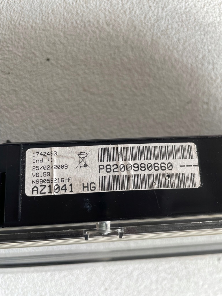 фото №3, Счетчик дисплей с навигация renault espace iv p8200980660