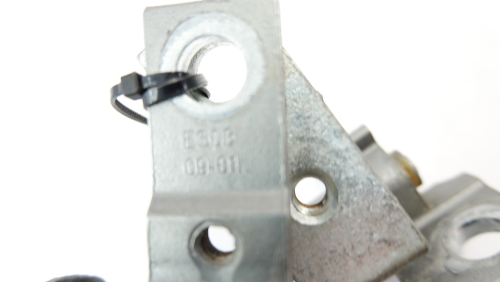 Alfa romeo 159 петлі двері правий задній універсал в Україні