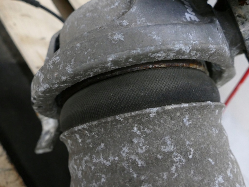 фото №9, Porsche cayenne 9p амортизатор подушка пневмоподушка l.t