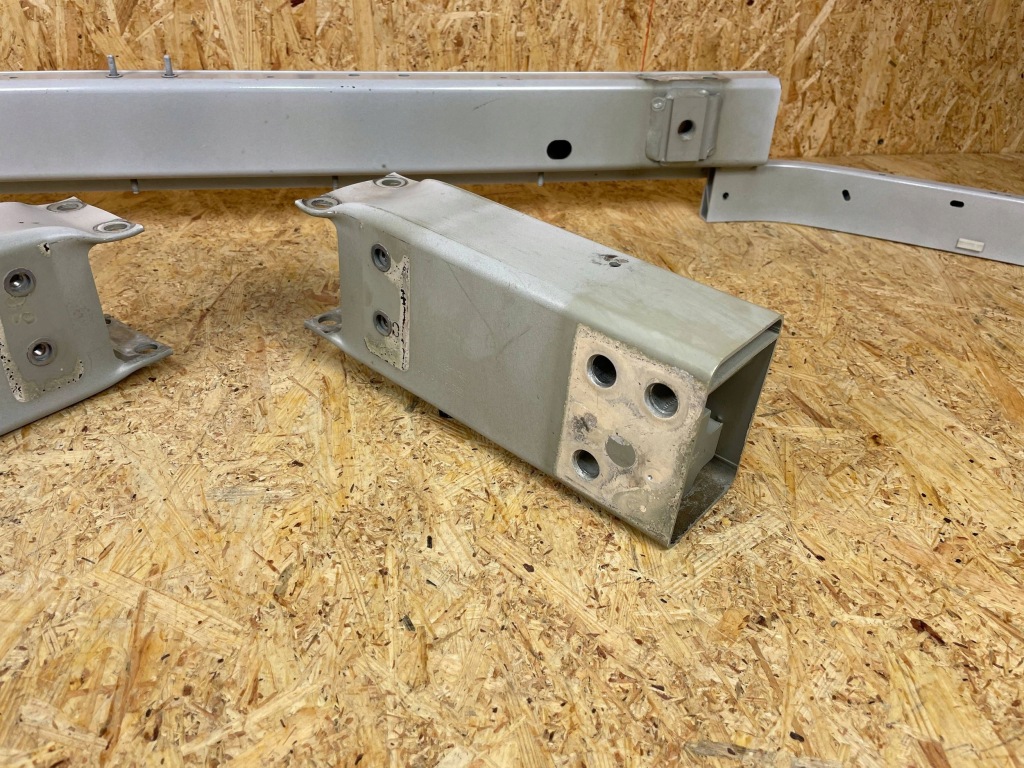 фото №11, Балка бампера перед передняя jaguar i-pace x590 j9d3-10005-ae