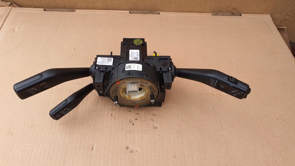 фото №1, Переключатель комбинированный vw passat b6 3c9953513s