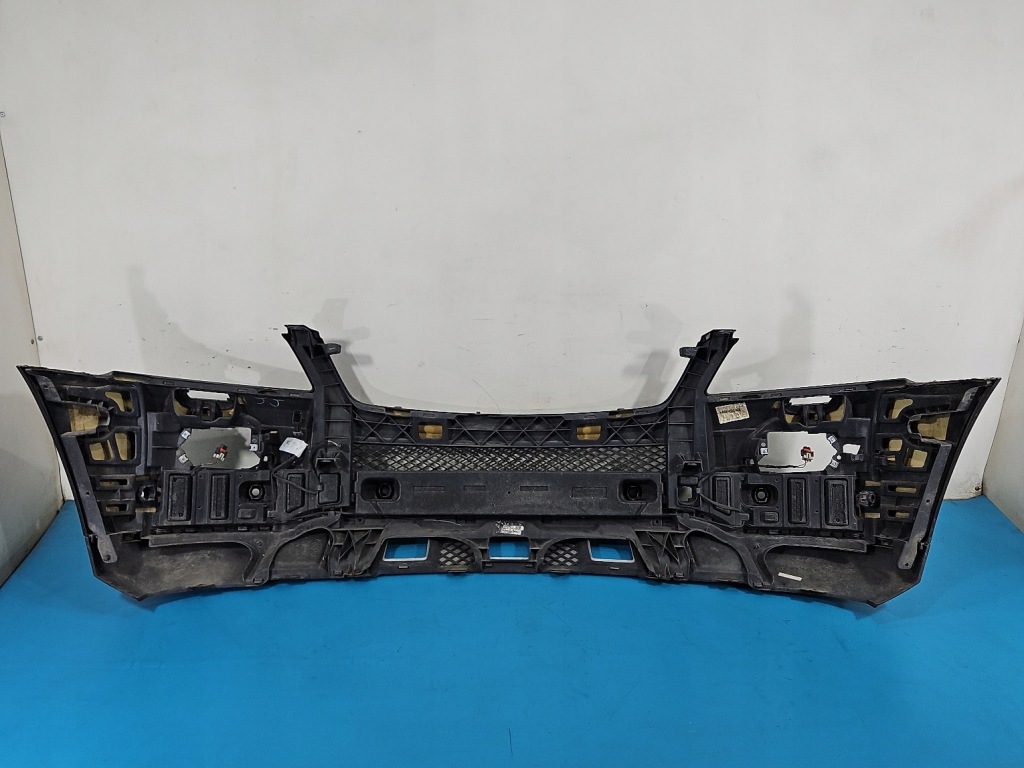 Бампер перед mercedes ml w164 05-08 чорний c040 Зі Шроту