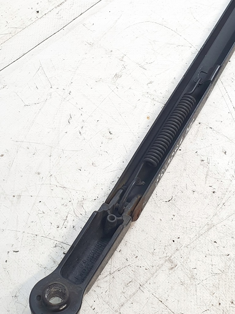 фото №10, Важіль двірники задня 80008637 nissan primera p12 liftback 03r.