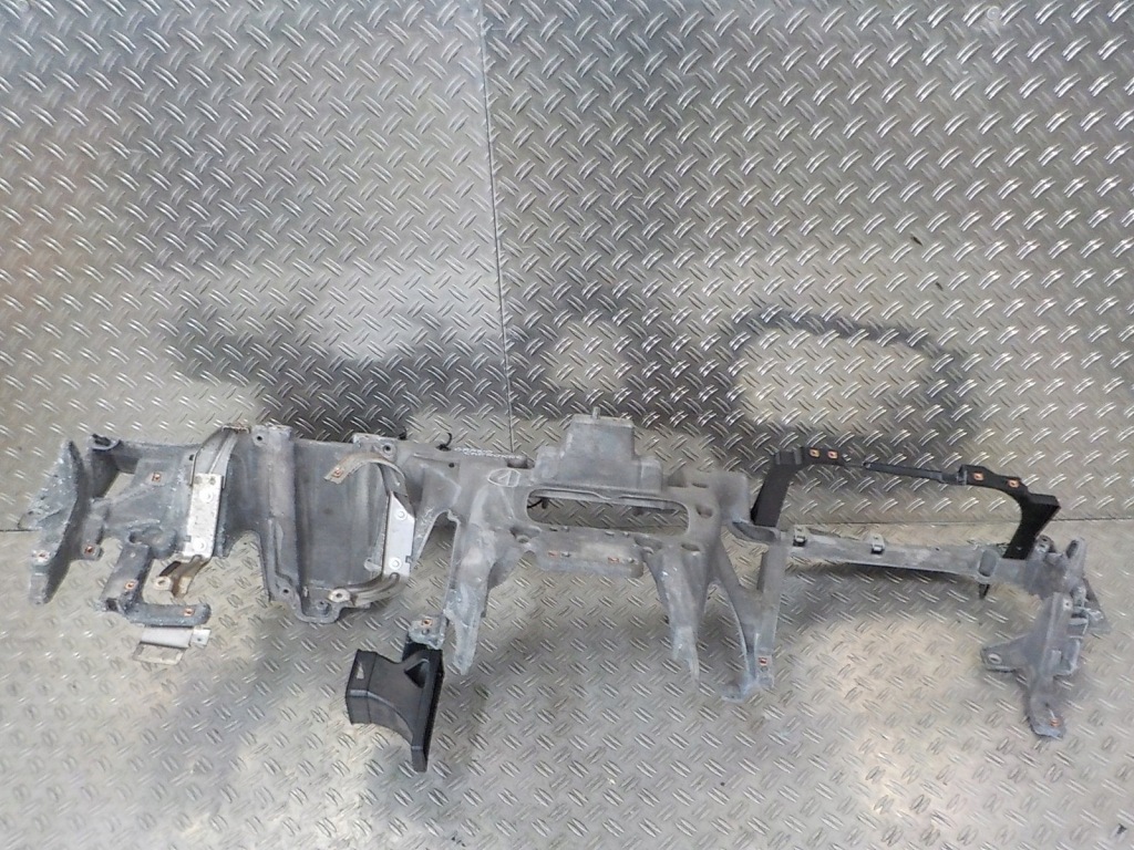 фото №1, Grand cherokee wk2 каркас балка pod консоль