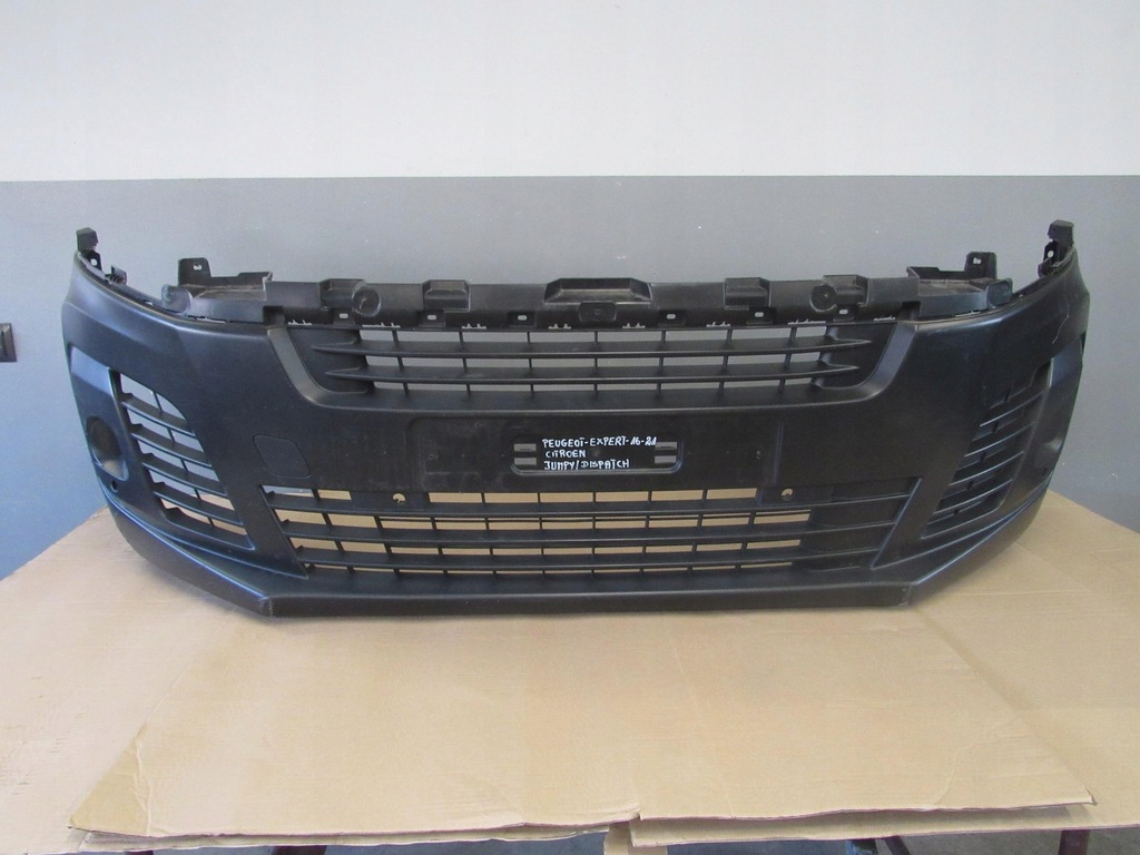 фото №1, Citroen jumpy dispatch 2016-2021 бампера перед
