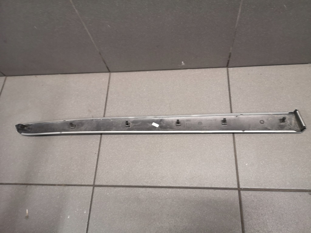 фото №8, Молдинг dekor обшивка правая audi a4 b6 8e0867420