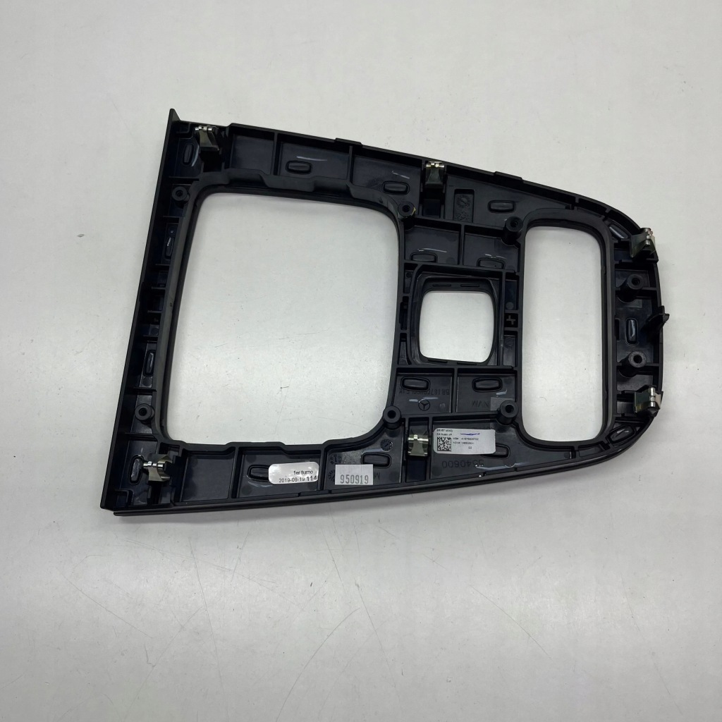 Mercedes-benz gle w167 2019 молдинг консолі центральної a1676906702 в Україні