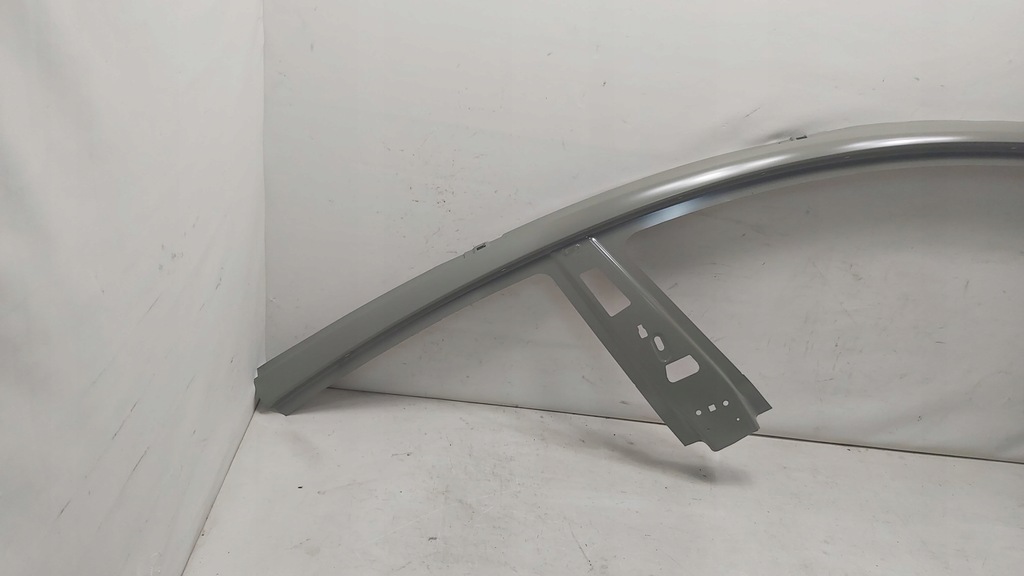 фото №3, Правый порог обшивка блок двигателя tesla model 3