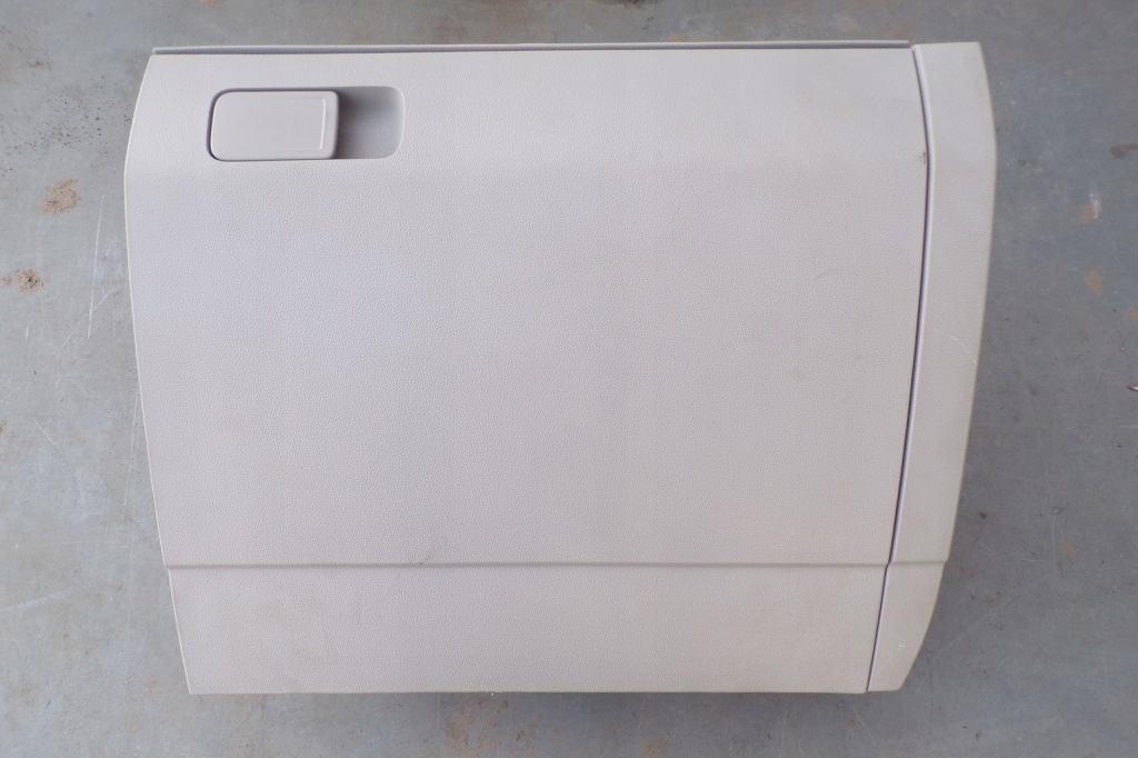 фото №1, Бардачок пасажира 5nn857097a vw tiguan ii allspace