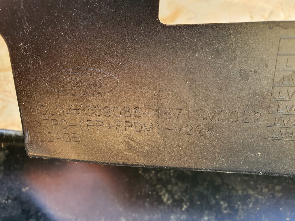 фото №10, Ford kuga 3 mk3 st line 19- бампер перед передний