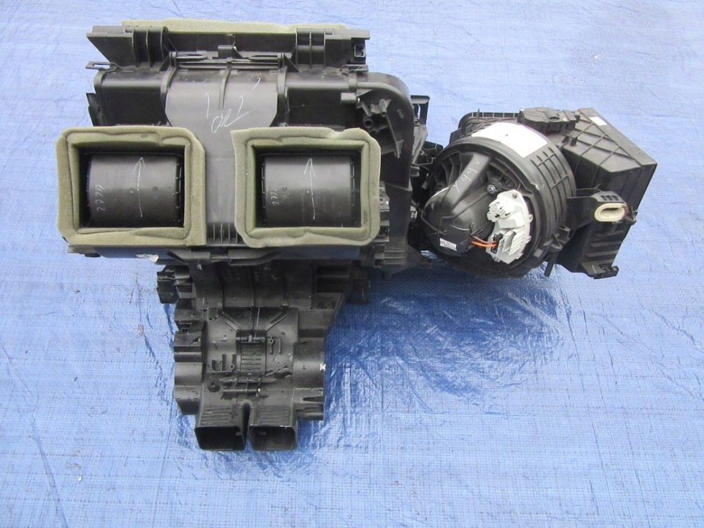 Bmw x6 e71 3.0d 2009 отопитель корпус eu kpl Недорого