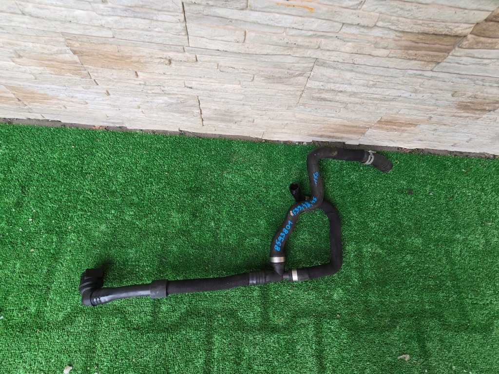 Купити Патрубок води bmw x1 f48 x2 f39 2 f45 8593802