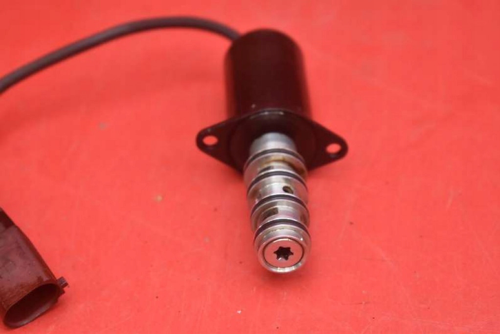 фото №5, Датчик faz розподільного валу beb 22100207 bentley continental gt 1 i 6.0 w12 560 km