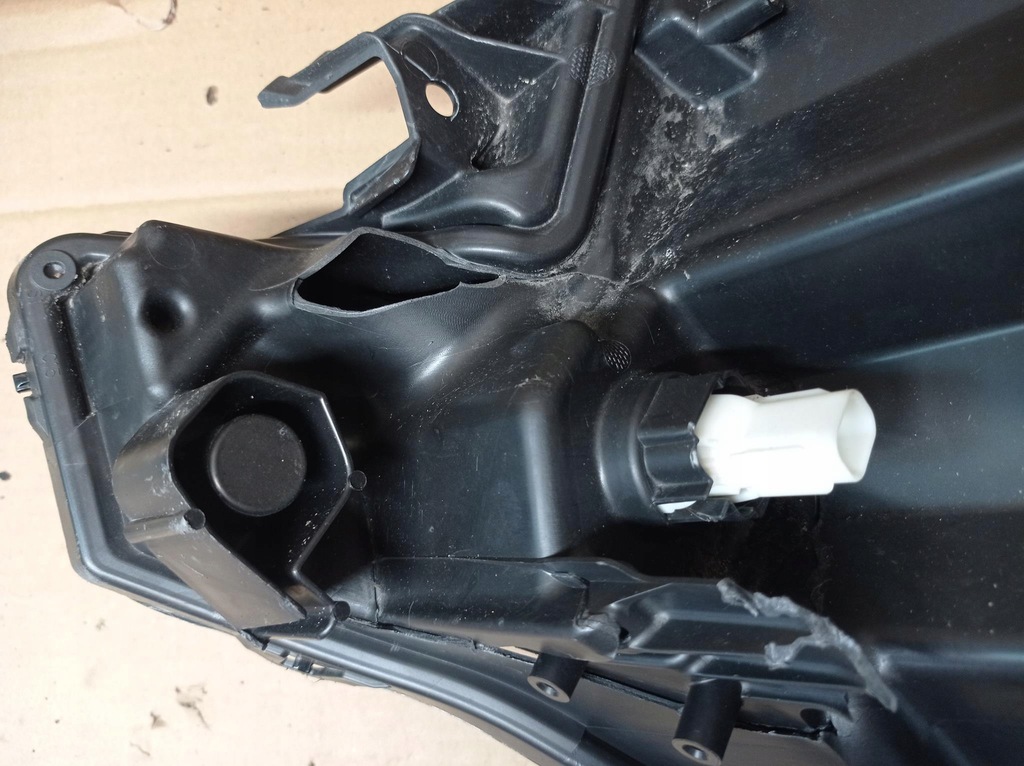 фото №10, Лампа фара правый toyota aygo x europa