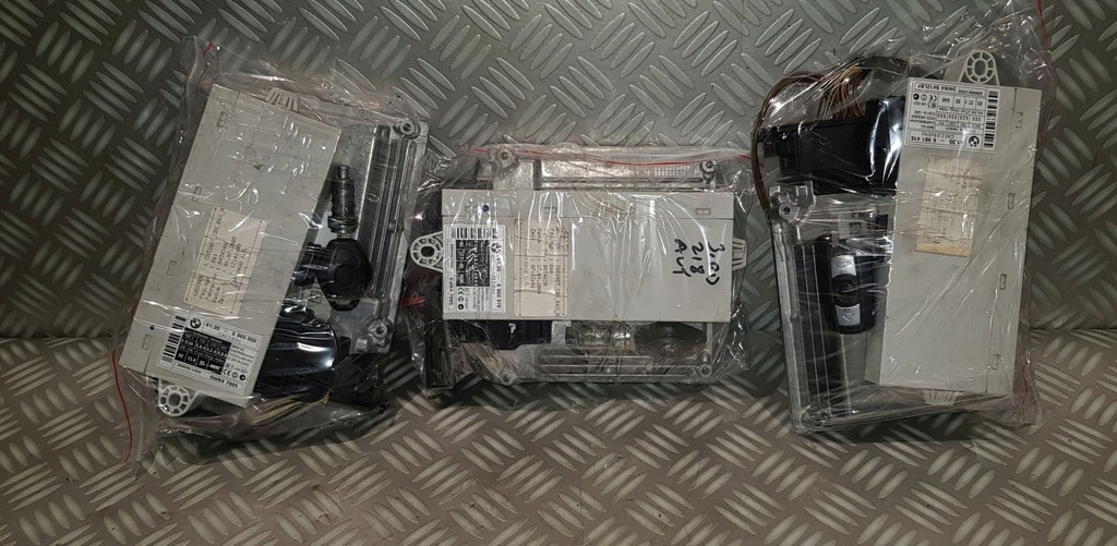 фото №12, Bmw e60 e61 lift 525d 09 набор стартовый бортовой компьютер двигателя cas ключ 7811898