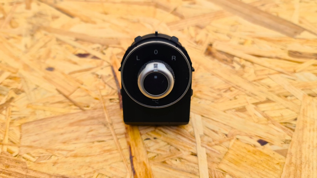 фото №1, Alfa romeo stelvio перемикач дзеркал