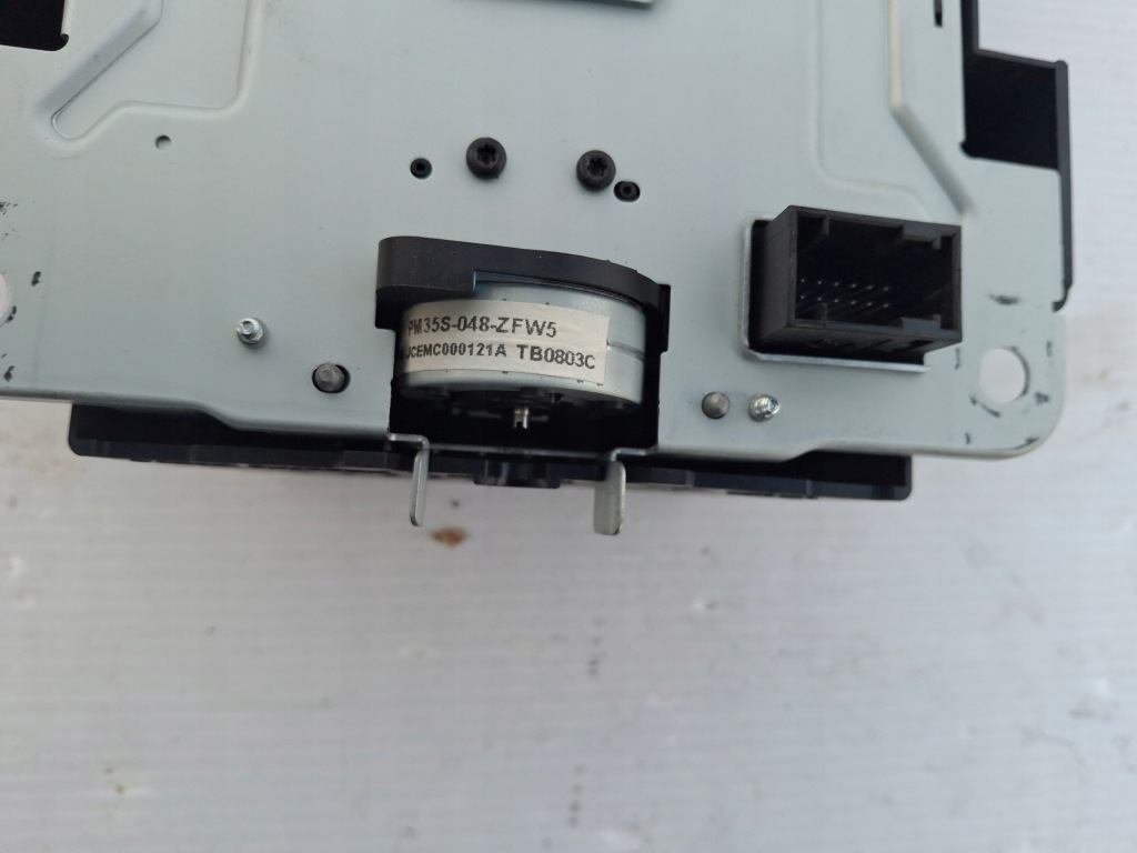 Peugeot 3008 1 09-16r дисплей head up 96665877 в Україні