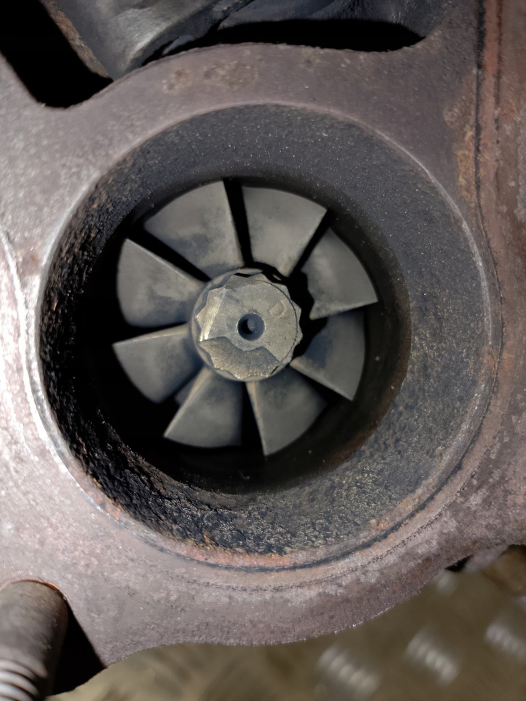 фото №8, Турбонагнетатель turbo toyota corolla verso i 2.0d d4-d 90km 17201-27050 ihi