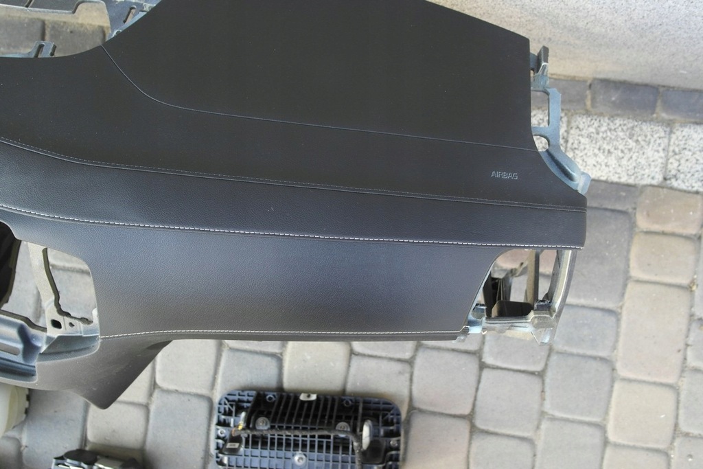 фото №5, Volvo xc90 xc 90 ii подушка безопасности ремни приборная панель консоль приборная панель pulpit полка pas кожа