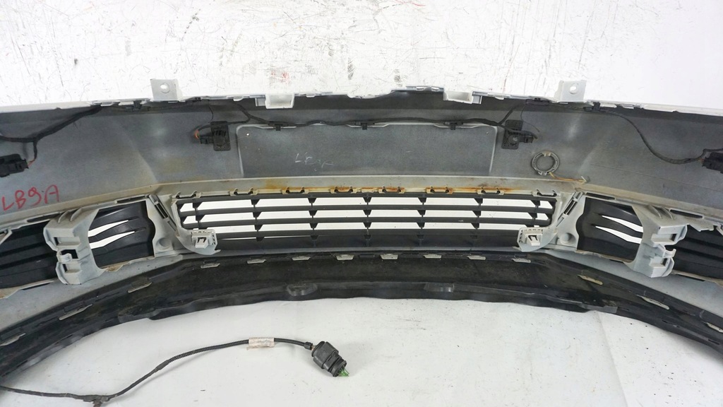 фото №12, Бампер перед передний vw golf 5 v 5+ plus lift 09-12 pdc lb9a 5m0807221n