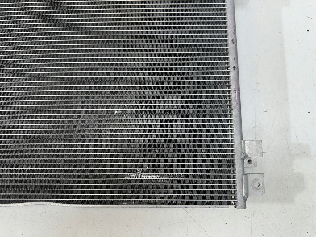 фото №12, Радіатор кондиціонера mg mg4