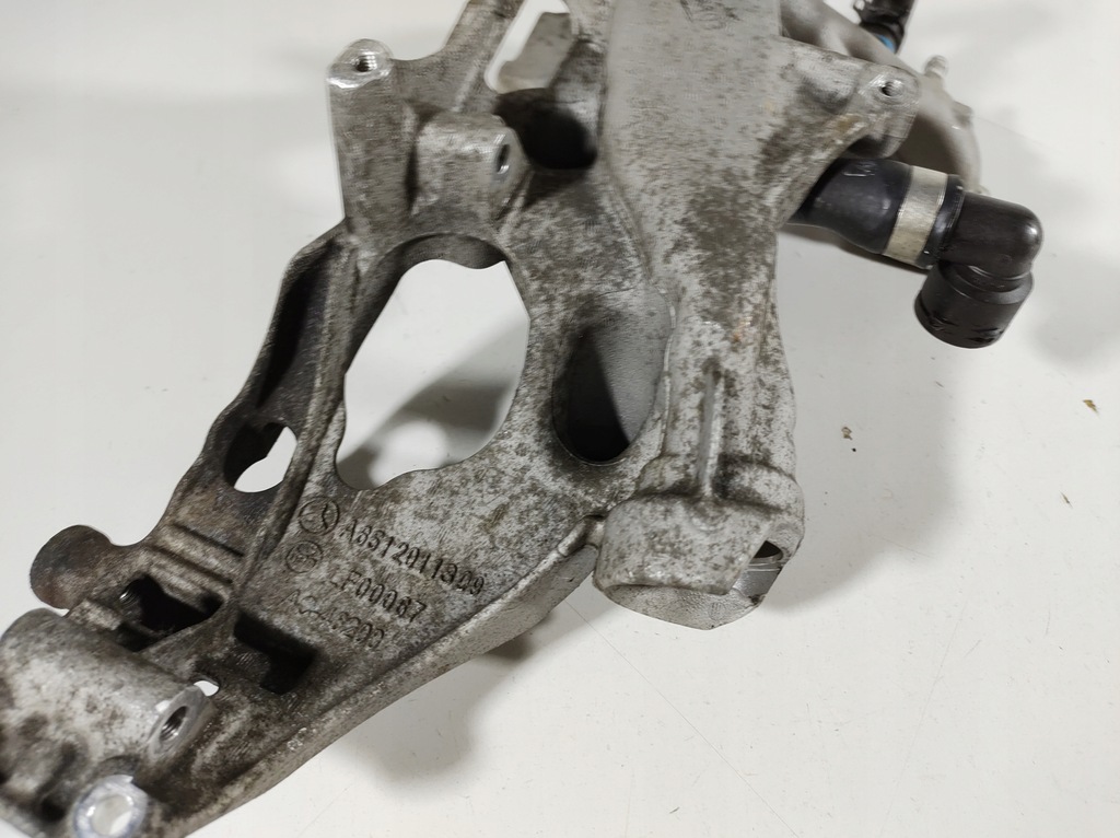 фото №16, Jeep compass 2.2d 13r- кронштейн кронштейн генератора