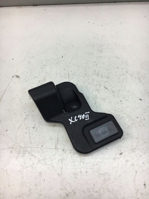 фото №1, Volvo xc90 ii лампа освещение салона 31457548