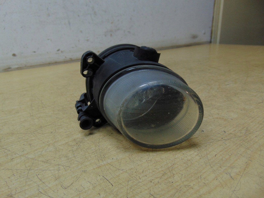 фото №4, Противотуманная фара правый mercedes w212 a2128201056