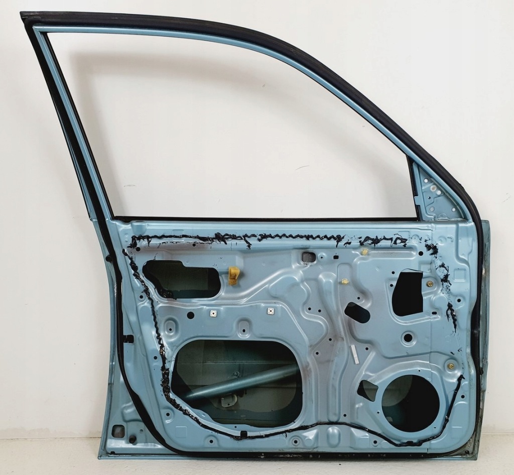 Дверь левое  перед b52 daihatsu sirion 1 с Разборки