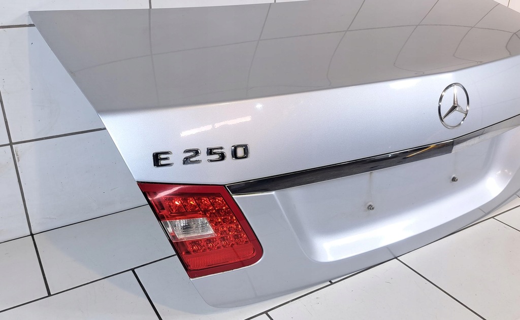 фото №9, Mercedes w212 sedan 775 крышка багажника багажника комплектная с фарами #