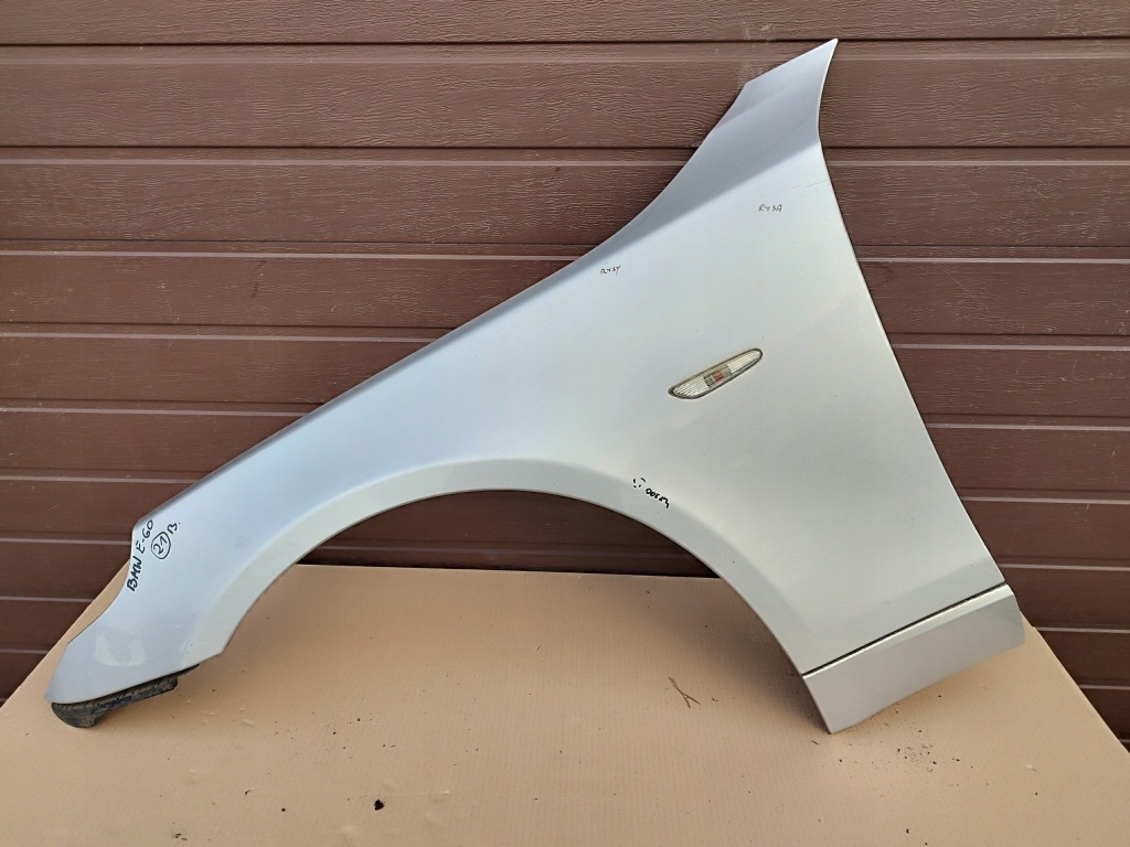 Купить Крыло  левое  перед bmw 5 e60 e61 рестайлинг  2007-2010 354 titansilber